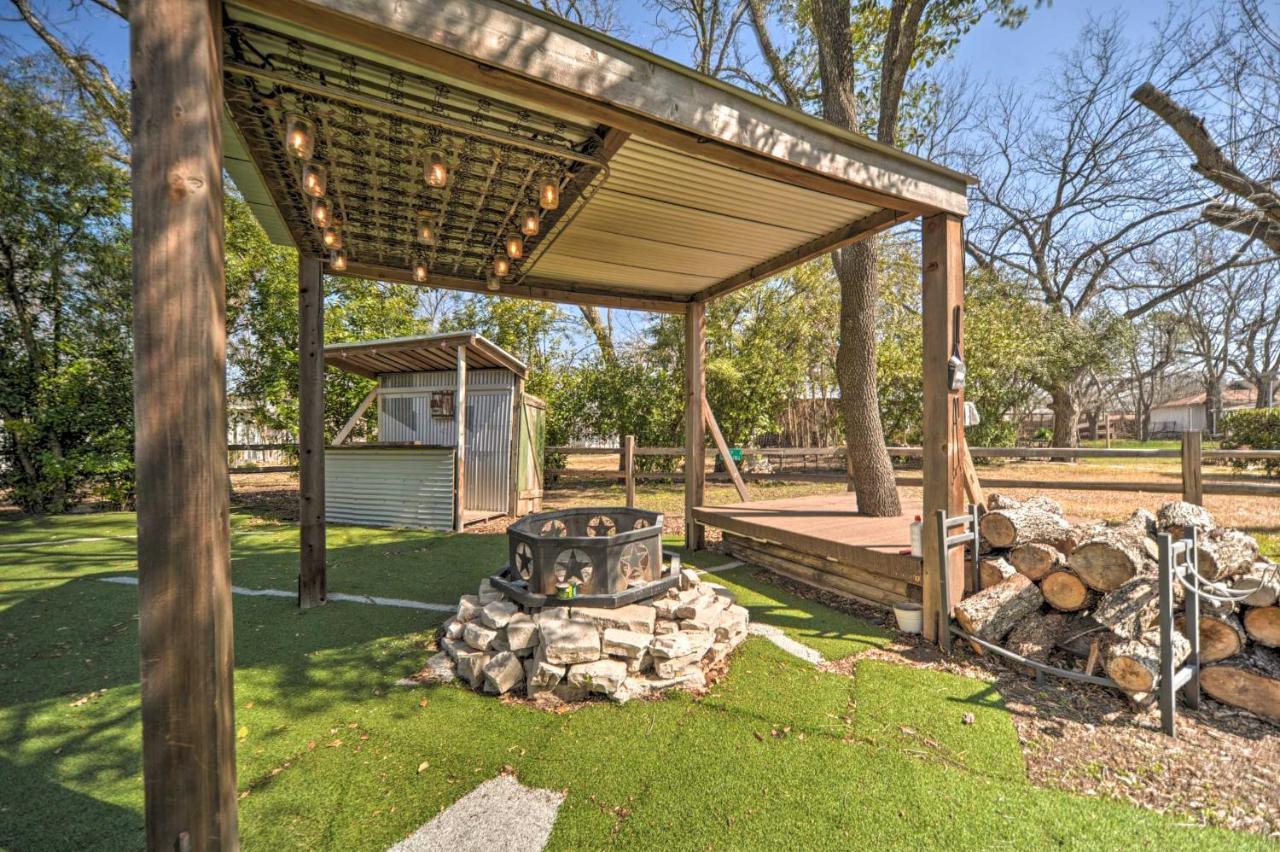 פרדריקסברג The Barn Texas Wine Country Vacation Rental מראה חיצוני תמונה
