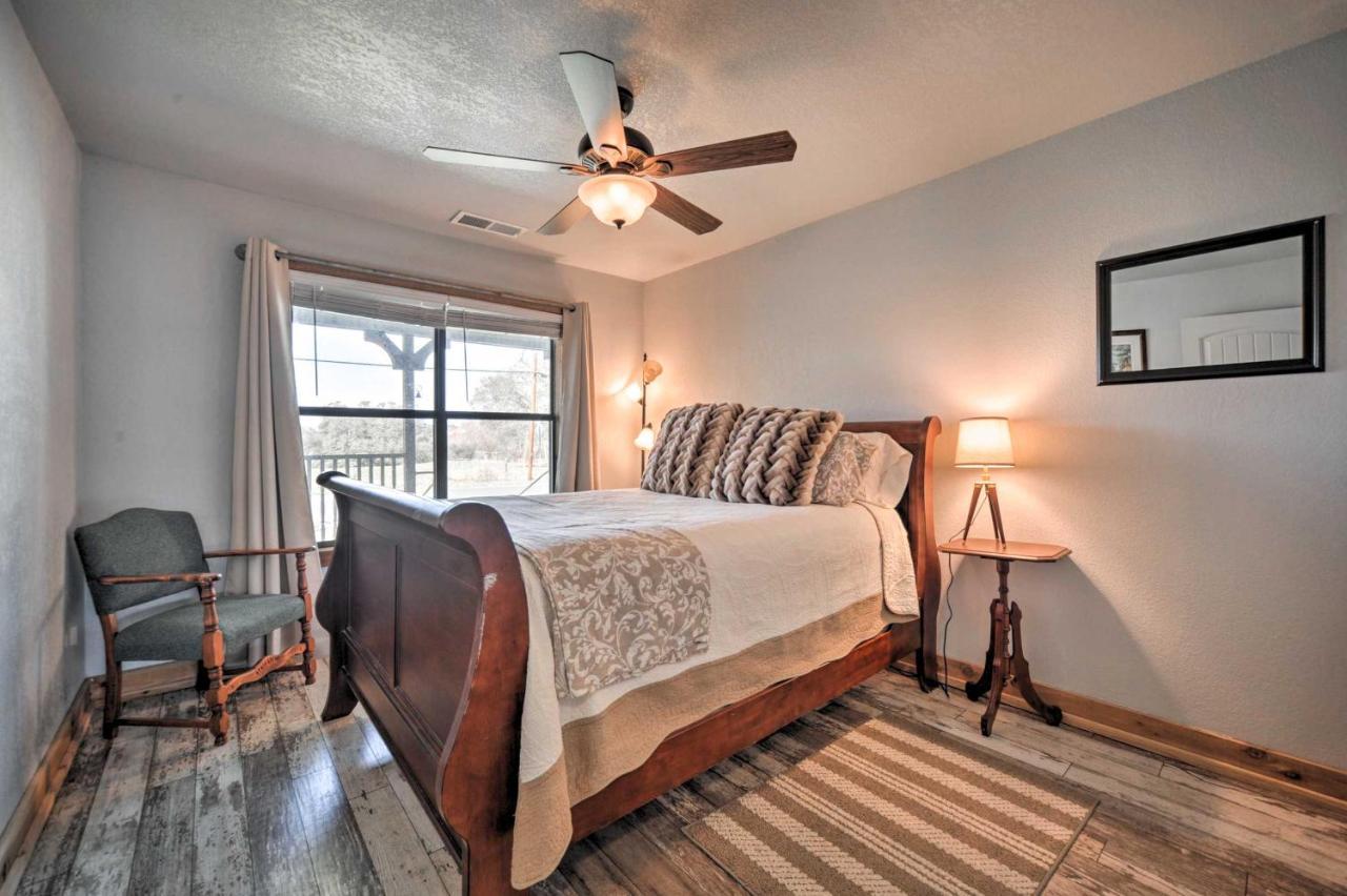 פרדריקסברג The Barn Texas Wine Country Vacation Rental מראה חיצוני תמונה