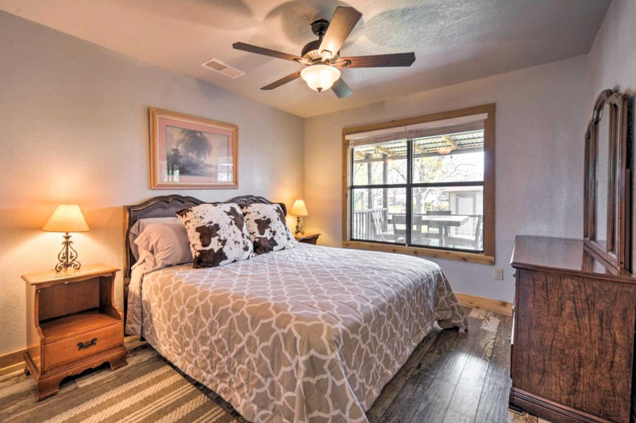 פרדריקסברג The Barn Texas Wine Country Vacation Rental מראה חיצוני תמונה