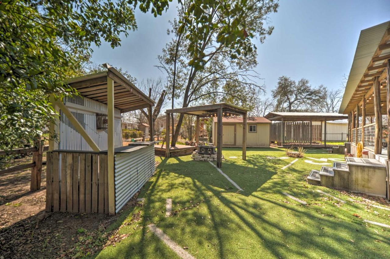 פרדריקסברג The Barn Texas Wine Country Vacation Rental מראה חיצוני תמונה