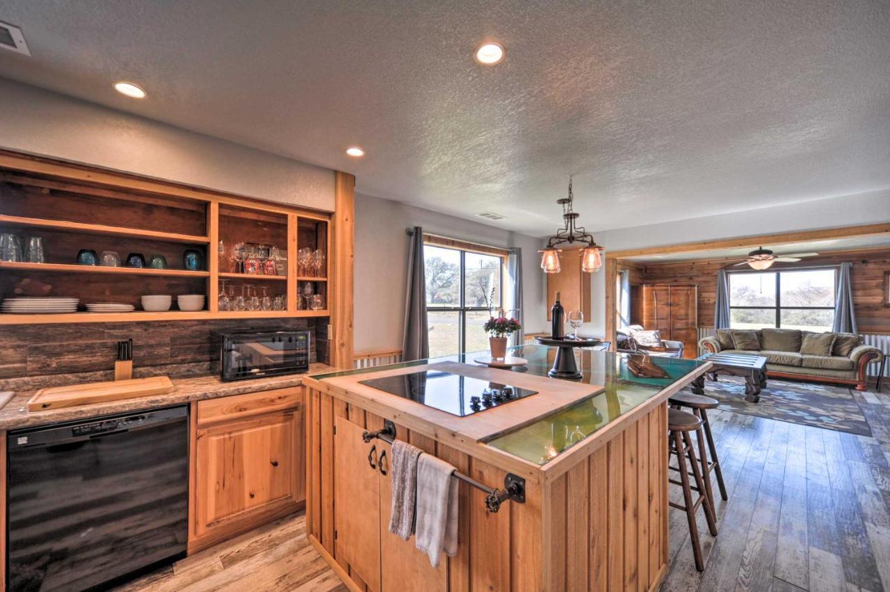 פרדריקסברג The Barn Texas Wine Country Vacation Rental מראה חיצוני תמונה