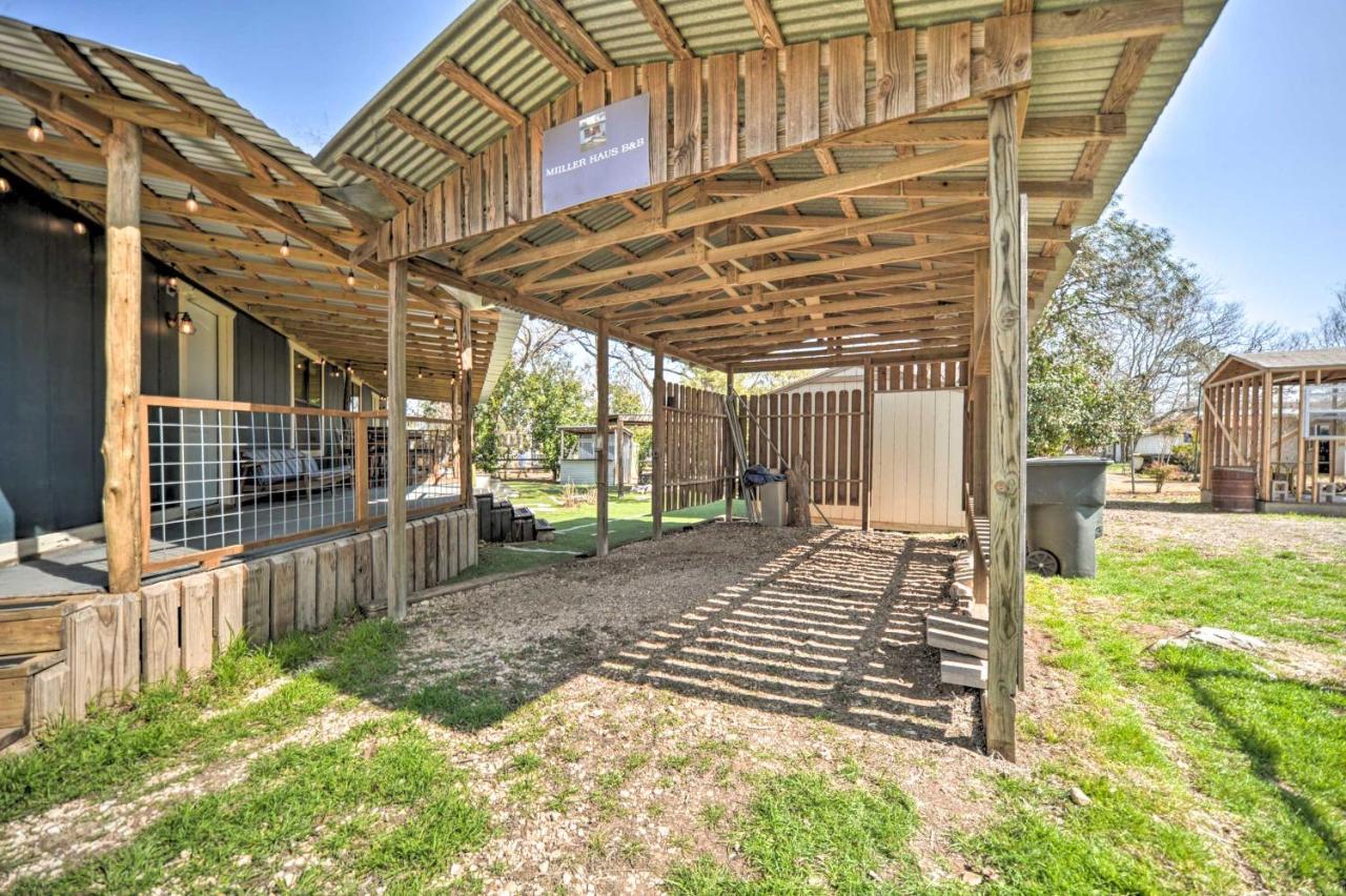 פרדריקסברג The Barn Texas Wine Country Vacation Rental מראה חיצוני תמונה